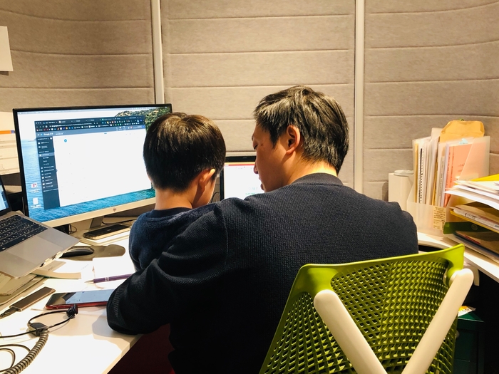 「子連れ出勤」制度は2015年より完備