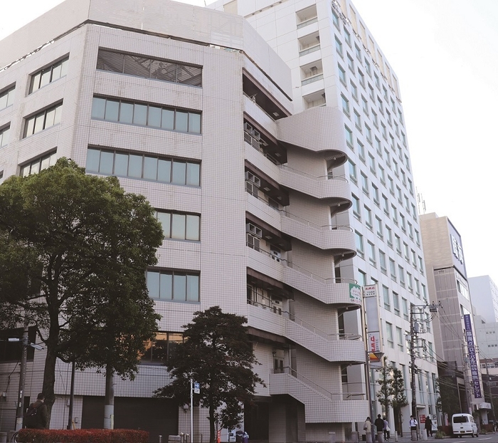 ルネサンス高校 横浜キャンパス 外観