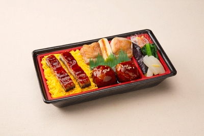 『うなぎ&焼きとり弁当』(税込1,101円/1個)