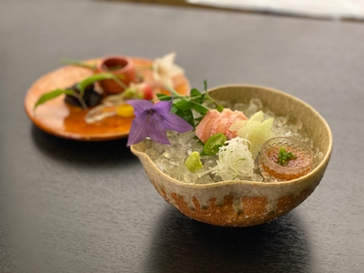 料理 魚石/湖国懐石(神経締め一本釣り天然ビワマスのお造り)