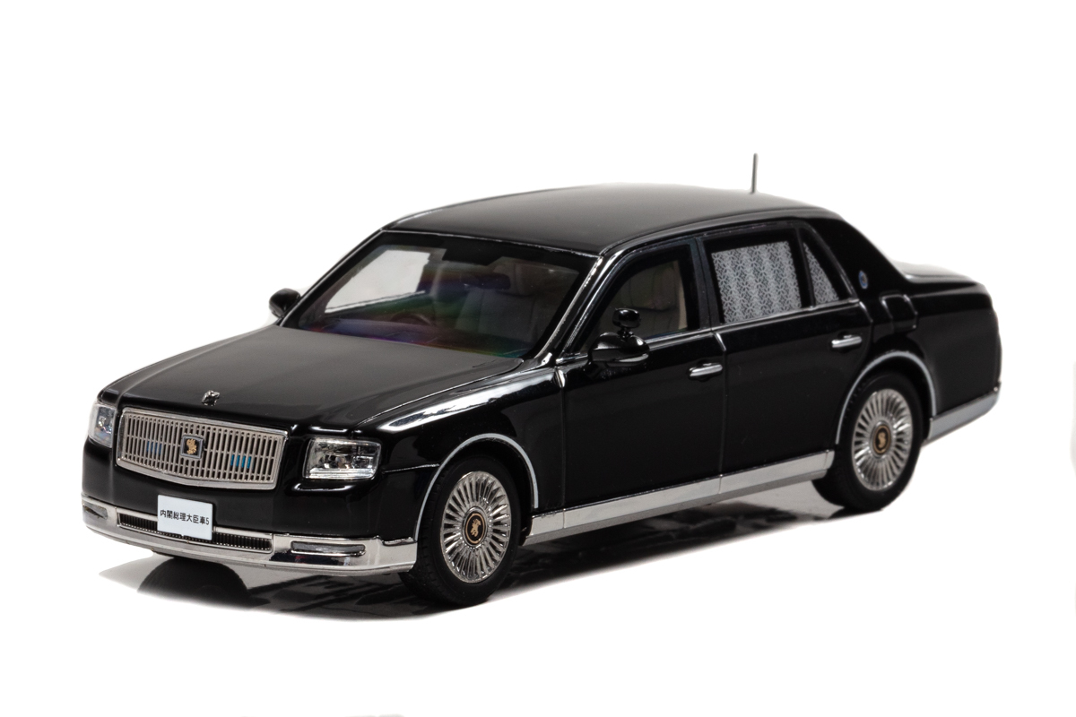 1/43 トヨタ センチュリー (UWG60) 2020 日本国内閣総理大臣専用車:左前