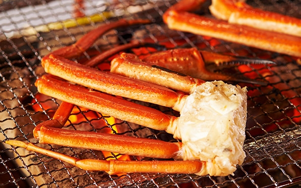 紀州備長炭で焼く　とげずわい蟹