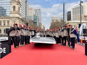 オーストラリア大陸3,000km縦断レースで日本勢2位の完走！ 「工学院大学ソーラーチーム」世界大会参戦報告会を開催