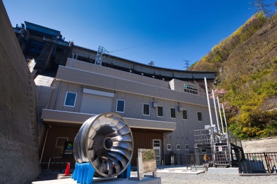 美和発電所＆水車展示