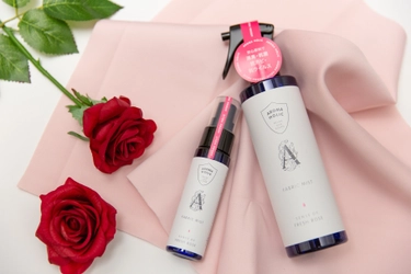＜新商品発売＞　AROMA HOLICから機能性付き アロマ ファブリックミスト「フレッシュローズ」が新発売！
