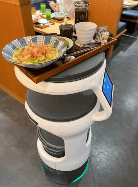 配膳ロボットイメージ