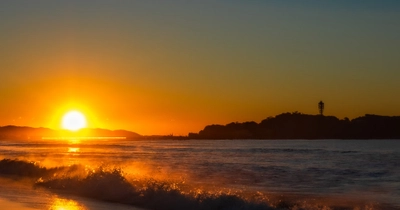 【湘南・江ノ島で迎える元旦】2026年1月1日(木・祝日)海上から初日の出を眺める特別なクルーズ「元旦クルーズ」を開催いたします。