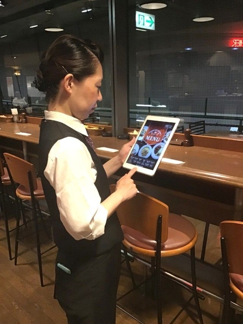 スタッフ様とオーダー端末