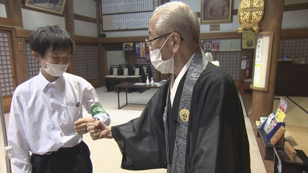 被爆者の“先輩”を取材