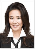 女優 萬田 久子さん