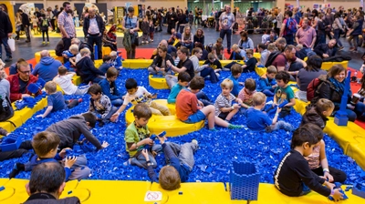 イギリスで約7万人のLEGO(R)ファンが集まる 世界最大級のイベントが日本初上陸！ 『BRICKLIVE(R) in JAPAN 2017』