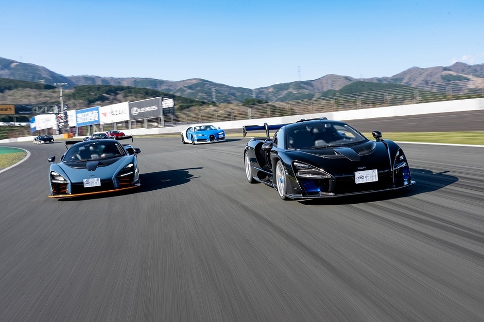 THE SKY GROUP DAY パレードラン McLarenSenna