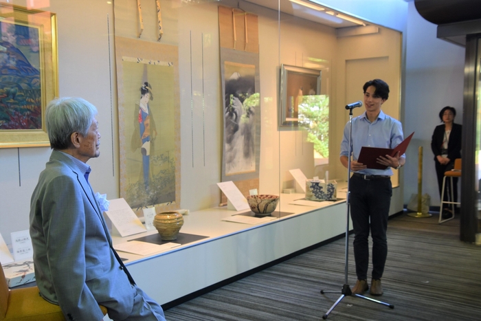 感謝の言葉を述べる前田クリスチャン瑞貴さん