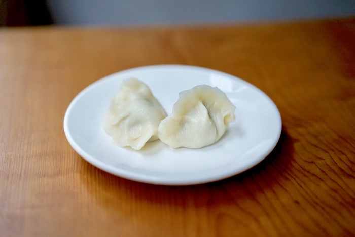 味坊名物のオージー・ラムを使った「ラム水餃子」