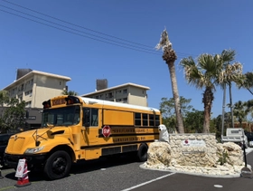 【出展者募集】「Awaji Lanikai Square」でアメリカンスクールバスキッチンカーでの新規出展者を募集