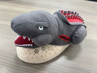 淡路島アニメパーク「ニジゲンノモリ」に超巨大ガラガラパネルが出現⁉
お子様限定！『ゴジラ巨大ガラガラ大作戦』