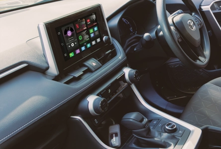 1万円台で始める車内エンタメ体験。配線の手間ゼロで動画もナビも快適に使える、GetPairr入門向けCarPlay AI Box「GetPairr Go」今だけの限定キャンペーン