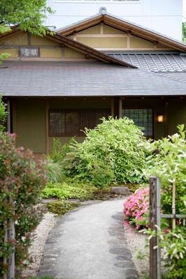 四季折々の味わい、日本料理　双忘（そうぼう）