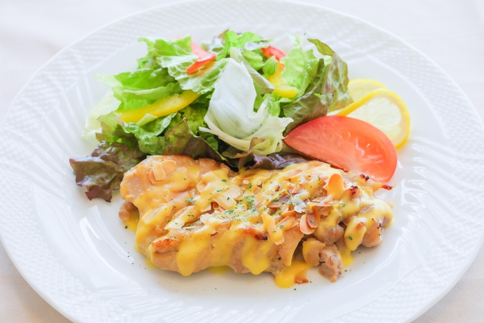 はちみつ味噌チキン~とろける3種のチーズソース~