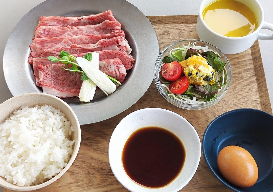 セットメニューのサラダを「かぼちゃサラダ」に変更/スープバーに「かぼちゃスープ」が新登場