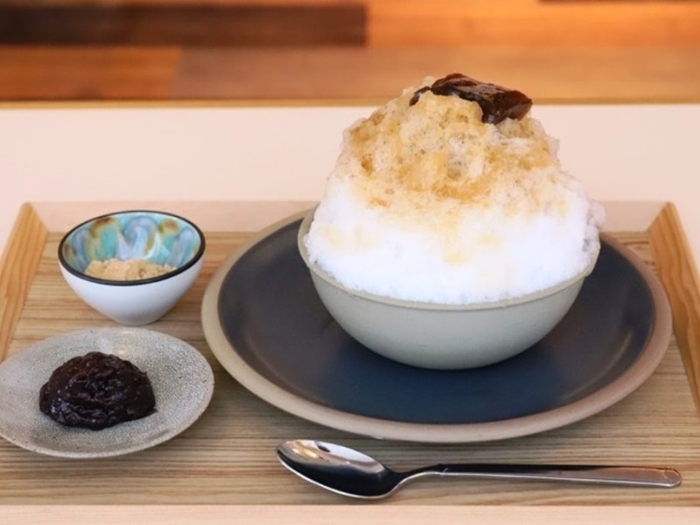 かき氷(ほうじ茶金時 黒糖わらび餅 生練乳) 1,080円