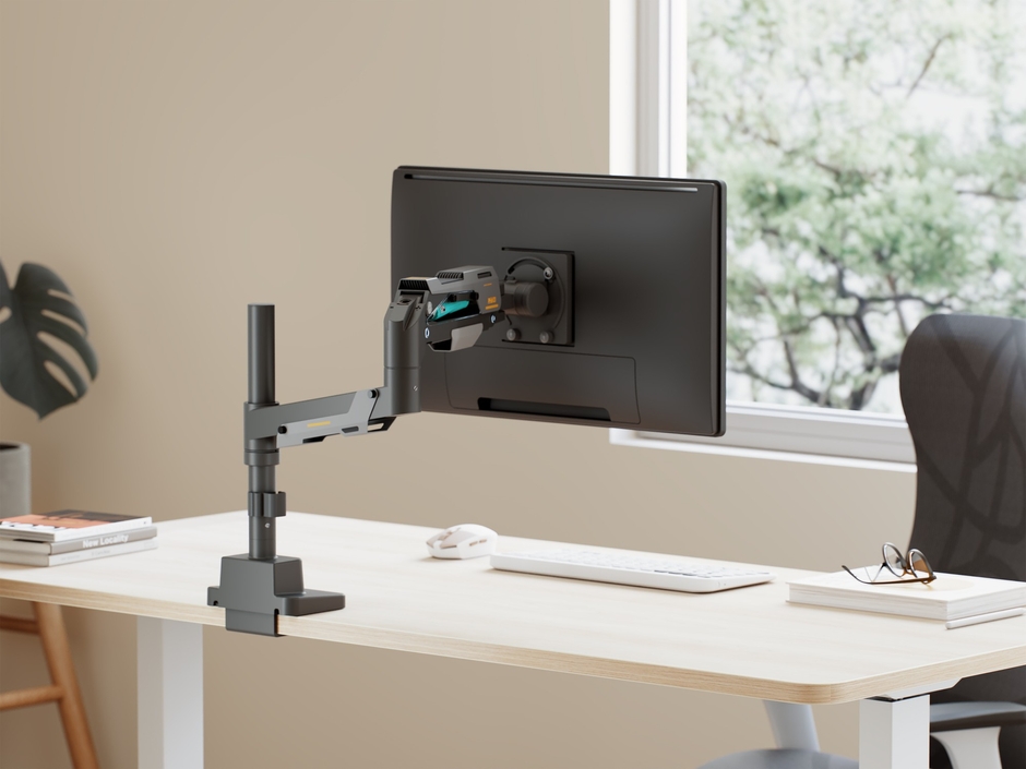 (ゲーミングモニターアーム設置イメージ)