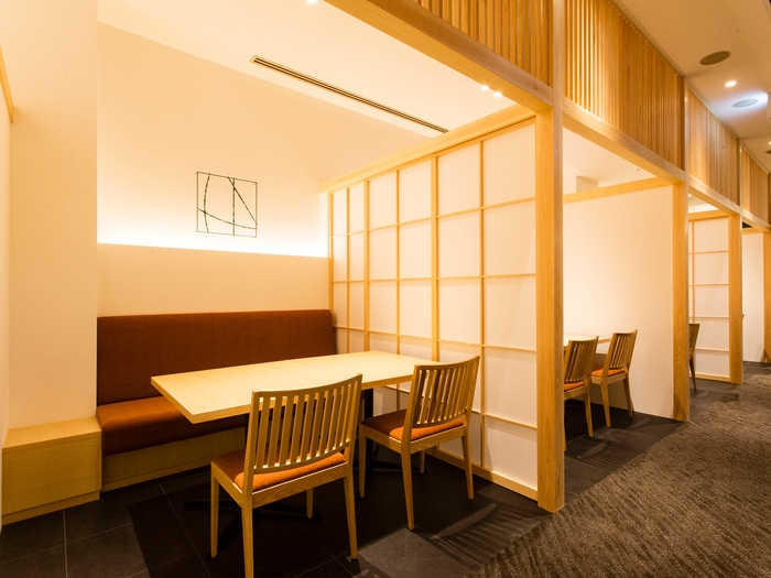 メインダイニング遊楽