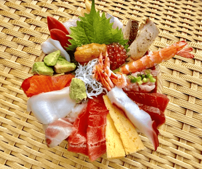 二十の宝海鮮丼