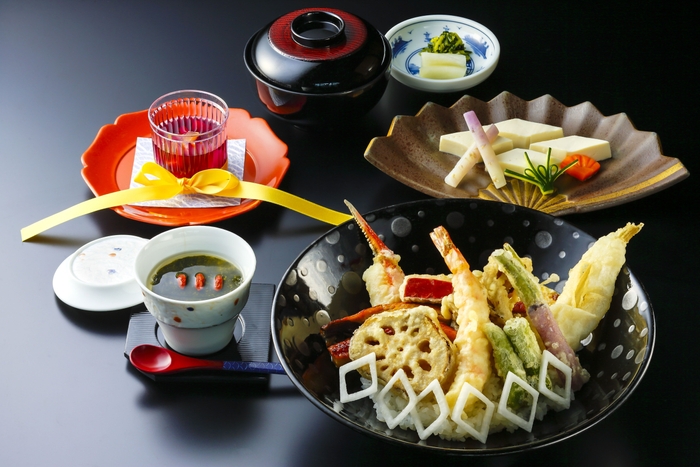 オロチ天丼御膳~天丼に笑う~