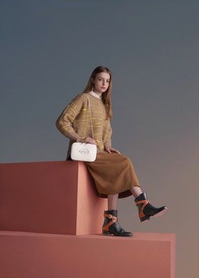2021Fall Winter コレクション ルック4