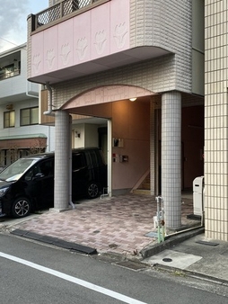 プラウドわおん　入口