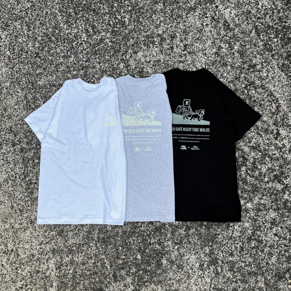 左からホワイト・グレー・ブラック