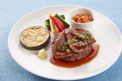国産牛と鹿児島産黒豚のハンバーグ&国産牛焼き肉