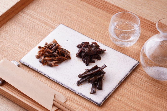 「人気のつくだ煮3種と日本酒のセット」1,320円