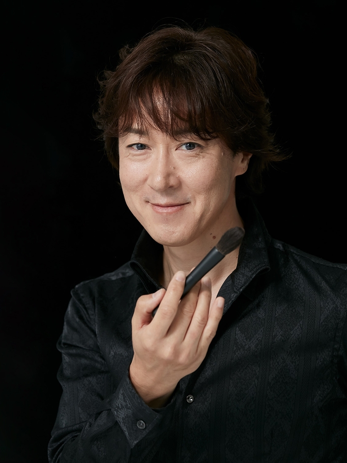 メーキャップアーティスト 佐々木 誠二