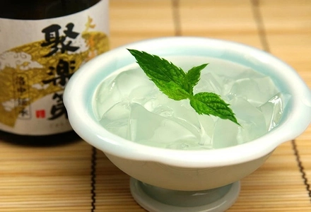 株式会社たにぐち、純米大吟醸酒「聚楽第」を使った「酒ゼリー」を販売 　本店ECサイト、楽天サイトで11/30までの期間限定で開催中
