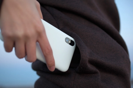 引き算の美学から生まれた、 オリジナルを超えるシンプルな美しさ　 「MYNUS iPhone X CASE」を12月26日発売