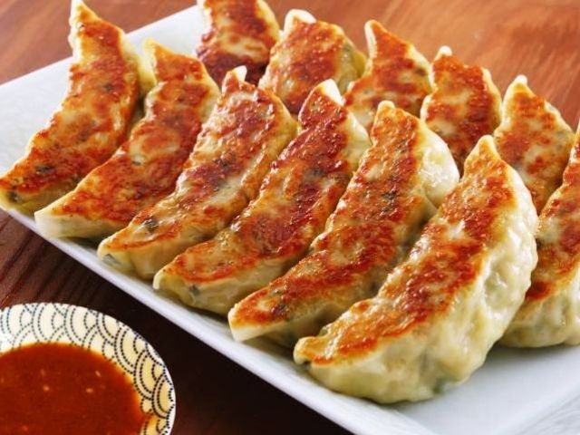 【新潟県】五日町ギョーザ「とみや」/ご当地「五日町ギョーザ」