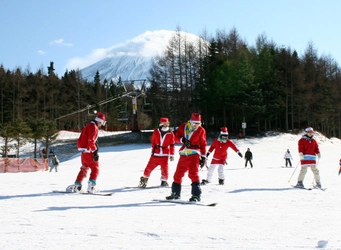 世界遺産・富士山の麓のスキー場　ふじてんスノーリゾート 2013年12月22日(日)、23日(月祝)「ふじてんのクリスマス」開催！