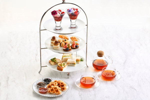 ノンオイル調理・不要な食品添加物不使用のこだわりアフタヌーンティー（2名様分の盛り付けイメージ）