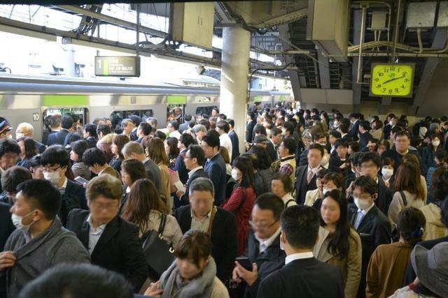 満員電車に困る方