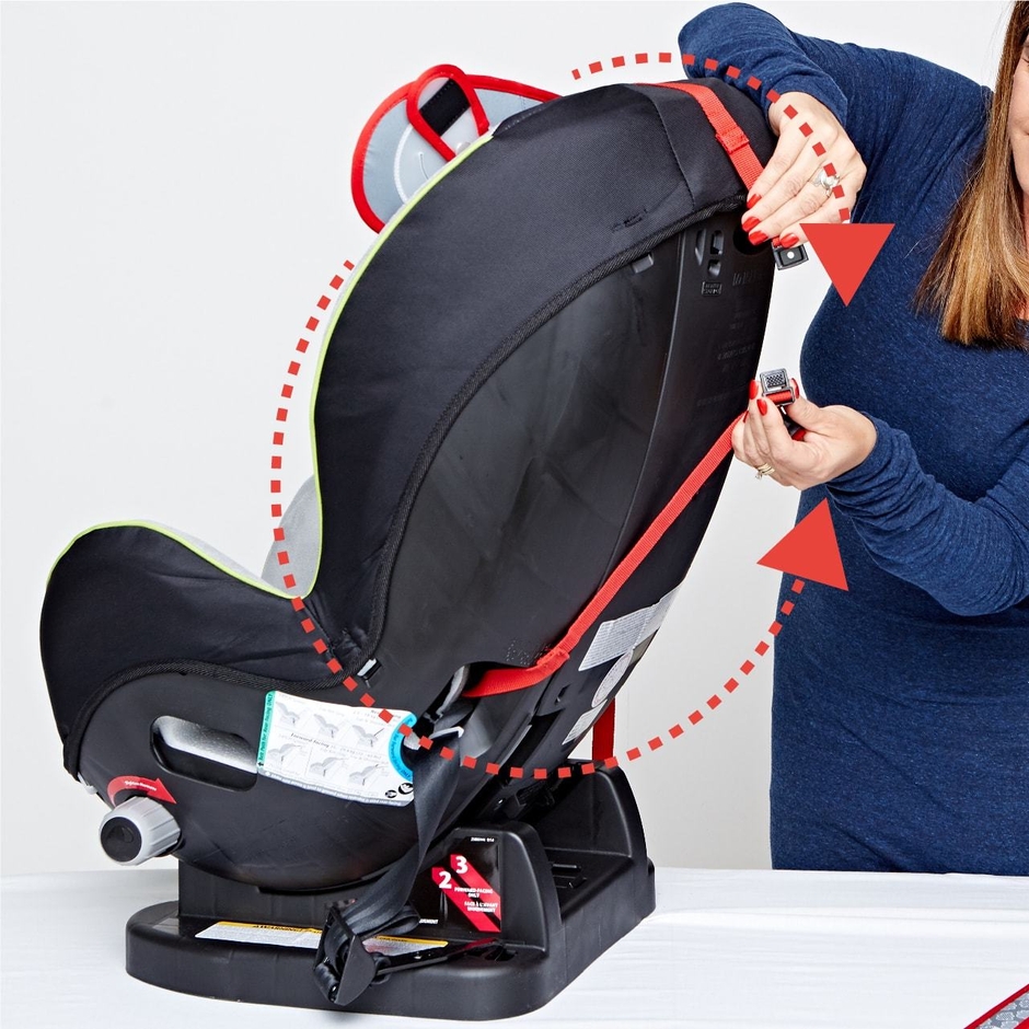 長いベルトで様々なチャイルドシートに使えます