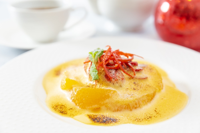 ウェルカムスイーツ「苺とオレンジのサバイヨン」