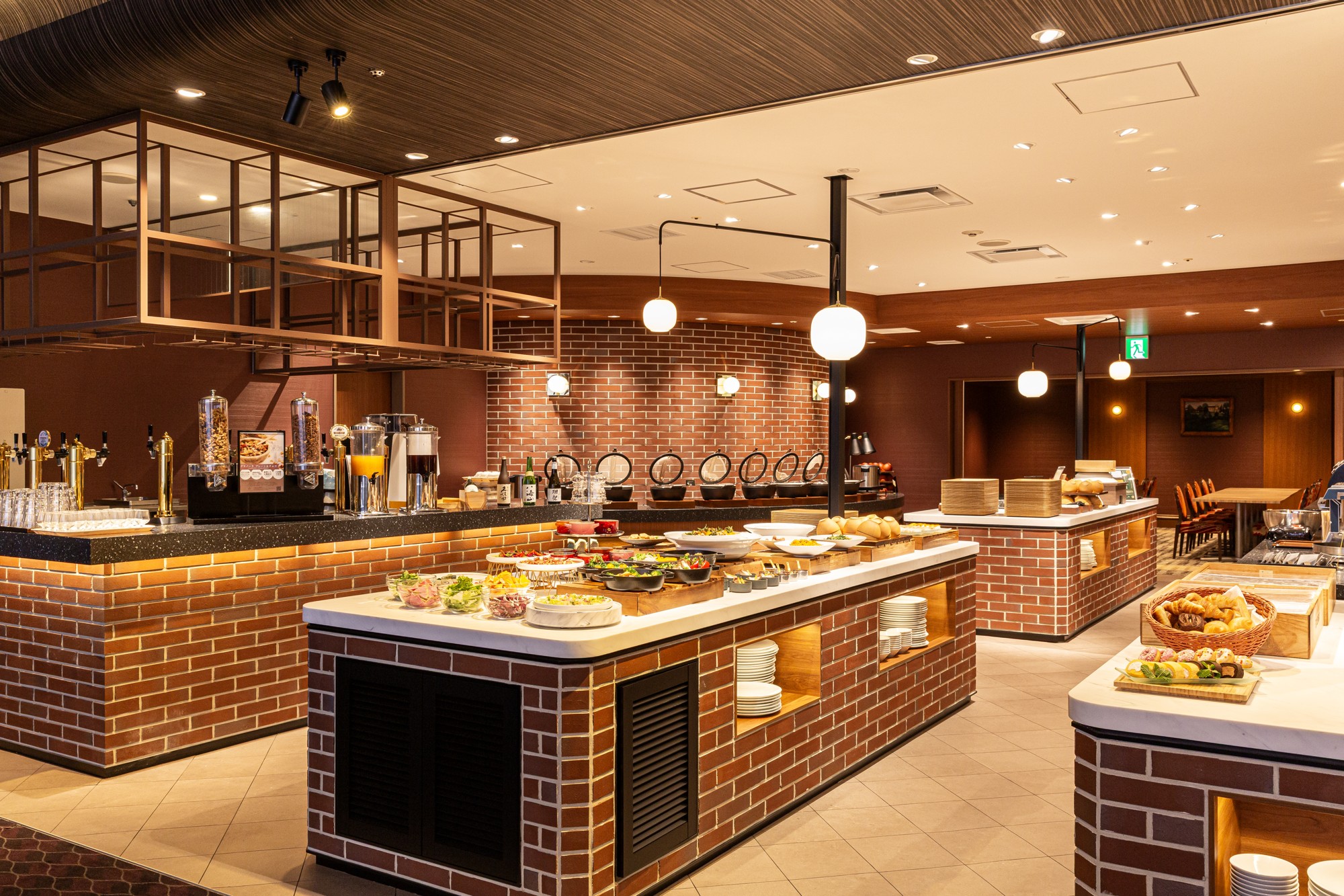 ホテル京阪 京都 グランデ　京都駅前で味わう“地中海の風”と“京都の旬” 　レストラン「オクターヴァ」が、装い新たにリニューアルオープン！