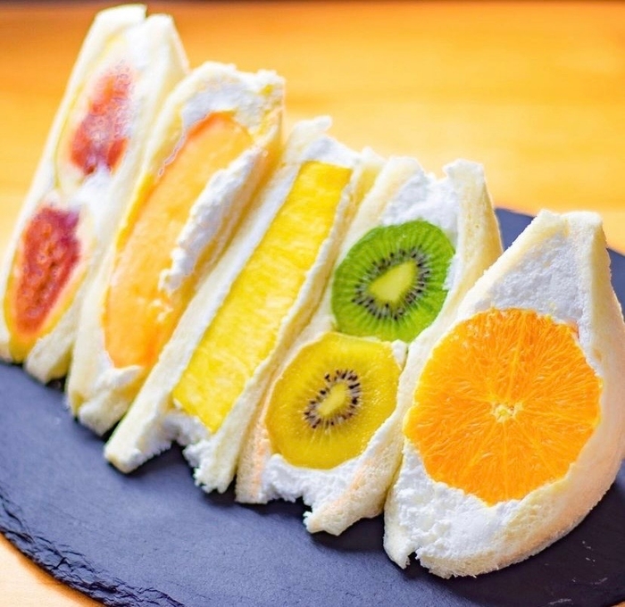 フルーツサンド