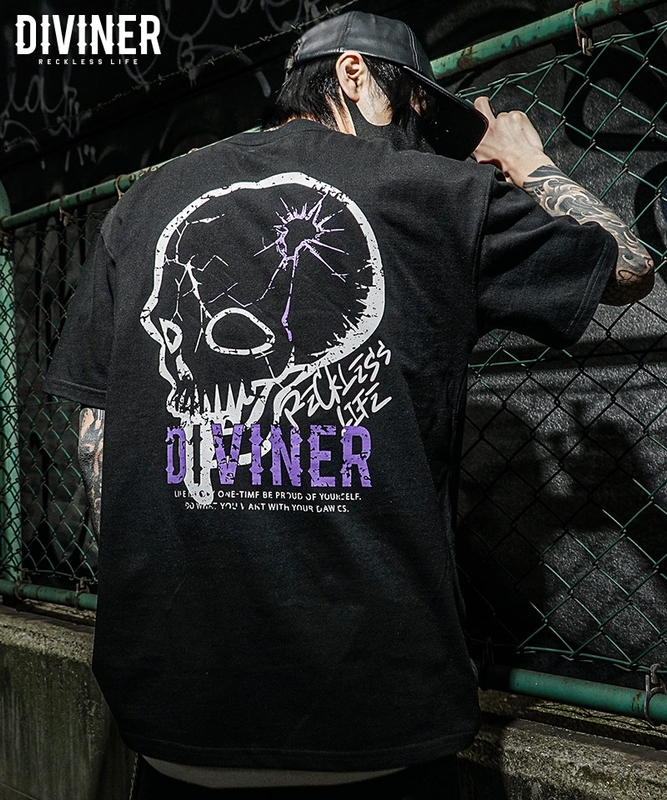 Poisoned Skull TEE(ブラック)