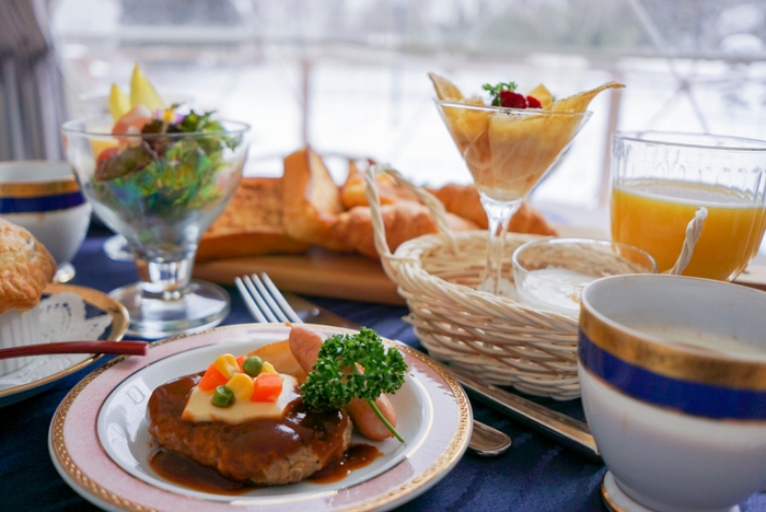 洋の朝食(季節によりお料理内容は異なります)