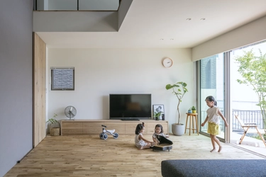 家族の変化に合わせて空間をカスタマイズ　 「幸せ住まい」を叶える仕切りのない大空間　 ～様々な事業を紹介する「積水ハウス ストーリー」の 最新情報を公開～