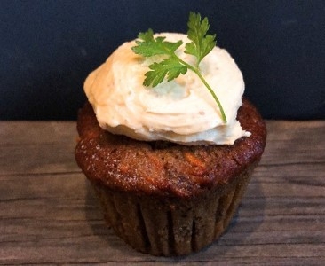 パラミロンキャロットケーキ