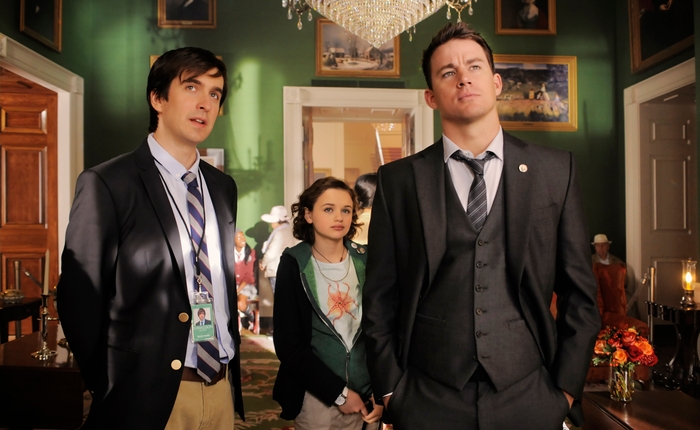 © 2013 Columbia Pictures Industries, Inc. All Rights Reserved.